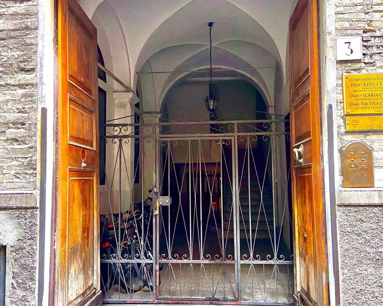 Maison Sarraj Parma Exterior photo
